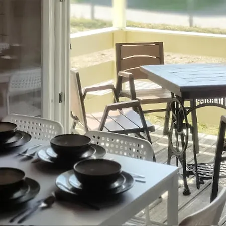 Stunning In Ustronie Morskie